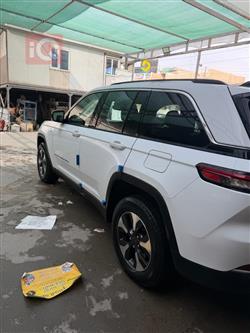 جيب جراند شيروكي